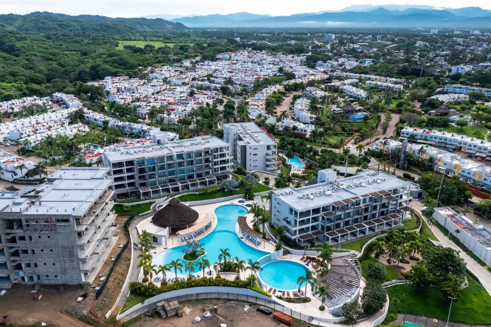 A picture of QUADRANT LUXURY OCEAN LIVING BUCERIAS