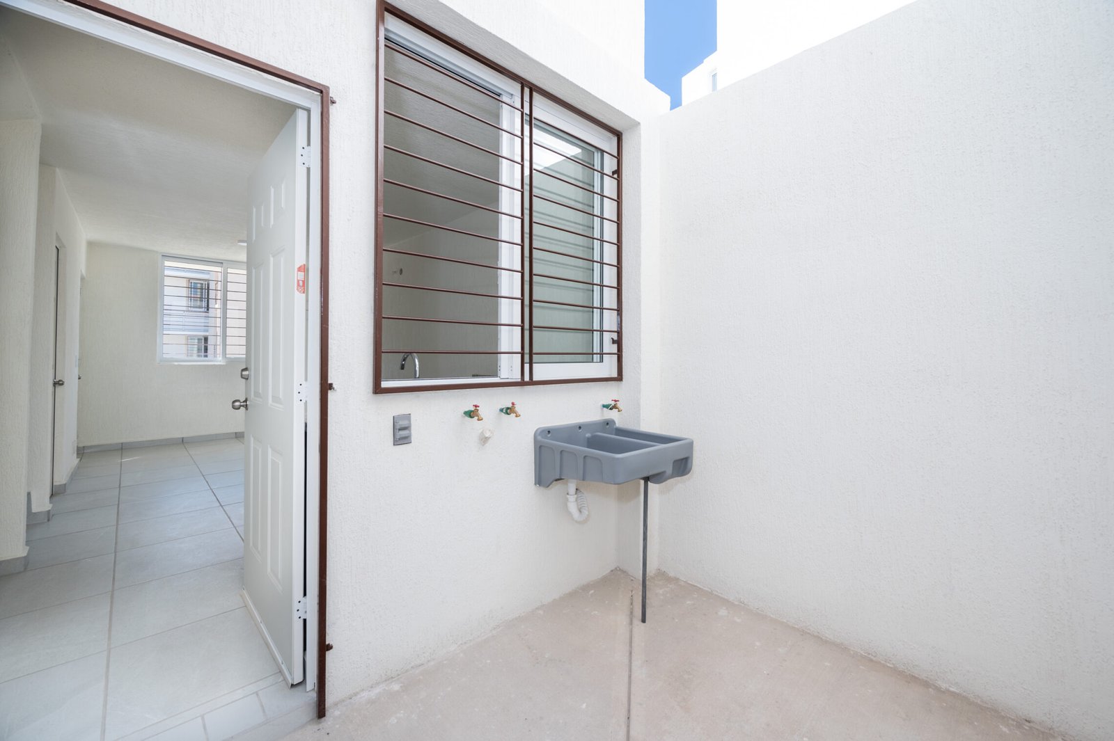 A picture of CASAS EN VENTA EN PUERTO VALLARTA! 3 RECAMARAS.CONDOMINIO LA CALMA $2,410.000 MXN.