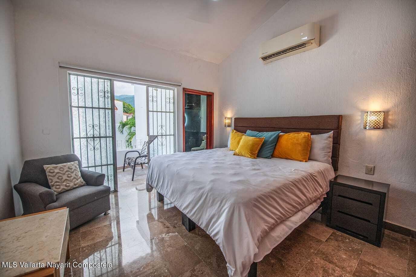 A picture of CASA 4 RECAMRAS EN VENTA EN PUERTO VALLARTA!